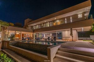 Image 4 - 918976