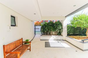 Image 31 - 918994