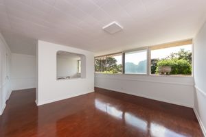 Image 1 - 918998