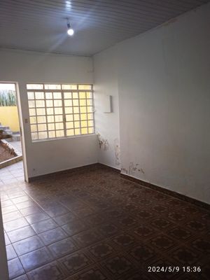 Image 19 - 919004