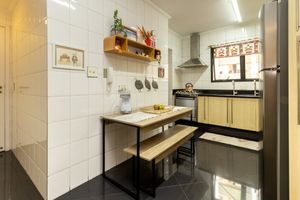 Image 32 - 919013