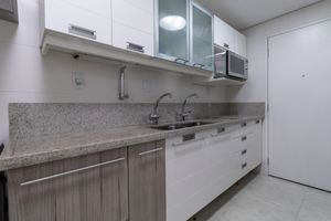 Image 15 - 919015