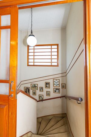 Image 14 - 919021