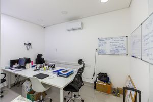 Image 10 - 919034