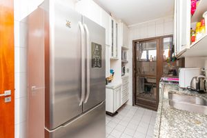 Image 26 - 919055