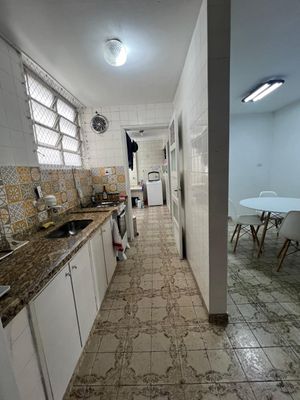 Image 15 - 919067