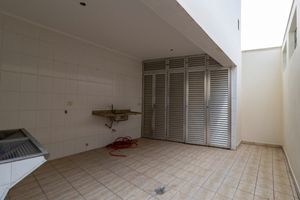 Image 15 - 919075