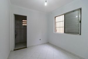 Image 19 - 919075