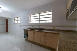 Image 22 - 919075