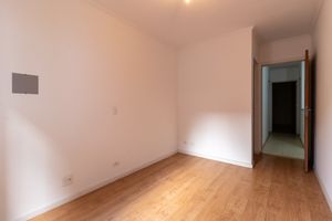Image 20 - 919076