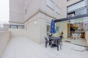 Image 11 - 919097