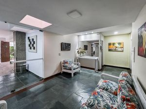 Image 3 - 919101