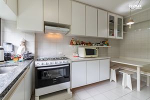 Image 17 - 919120