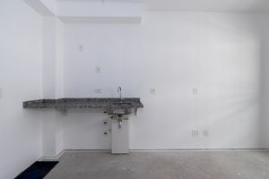 Image 10 - 919123