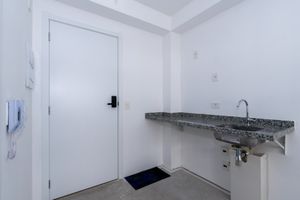 Image 11 - 919123
