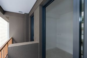 Image 14 - 919123