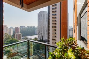 Image 12 - 919129