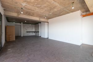 Image 1 - 919130
