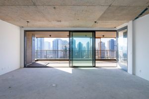 Image 3 - 919132