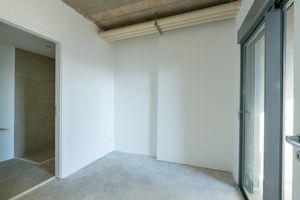 Image 30 - 919132