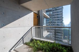 Image 33 - 919132