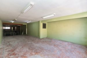 Image 18 - 919133