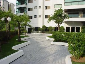 Image 0 - 919137