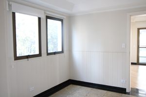Image 15 - 919137
