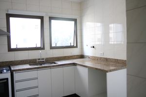 Image 19 - 919137