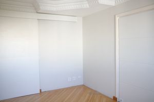Image 28 - 919137