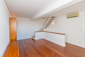 Image 16 - 919138