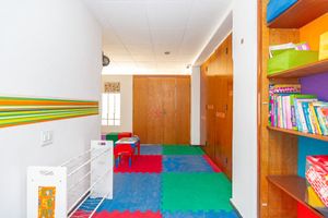Image 35 - 919152