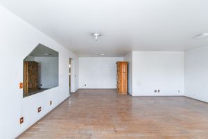 Image 4 - 919153