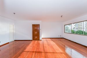 Image 1 - 919162