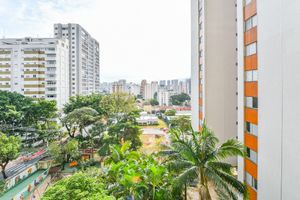 Image 8 - 919162
