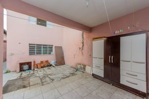 Image 29 - 919163