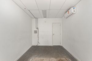 Image 32 - 919166