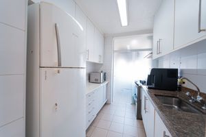 Image 12 - 919196