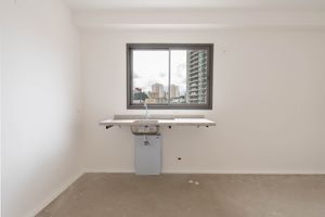 Image 12 - 919200