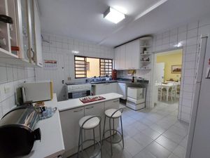 Image 15 - 919204