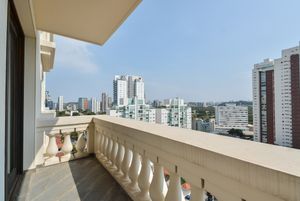 Image 12 - 919215