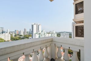 Image 31 - 919215
