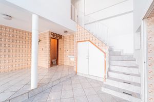 Image 14 - 919217