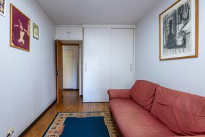 Image 16 - 919224