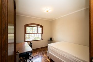Image 19 - 919241