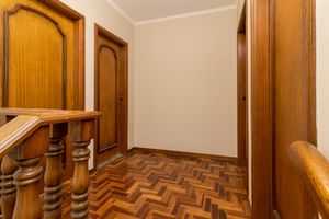 Image 12 - 919241