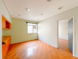 Image 3 - 919244