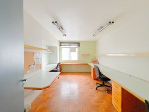 Image 22 - 919244