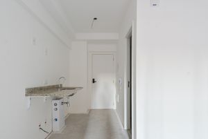Image 3 - 919245