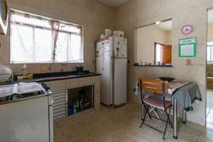 Image 19 - 919249